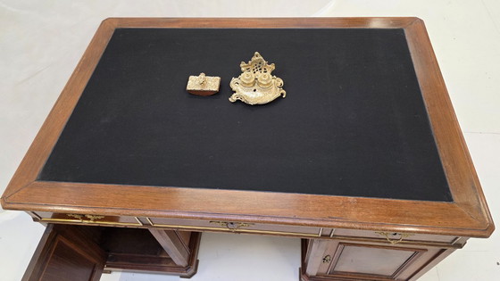 Image 1 of Bureau, antiek engels massief bureau