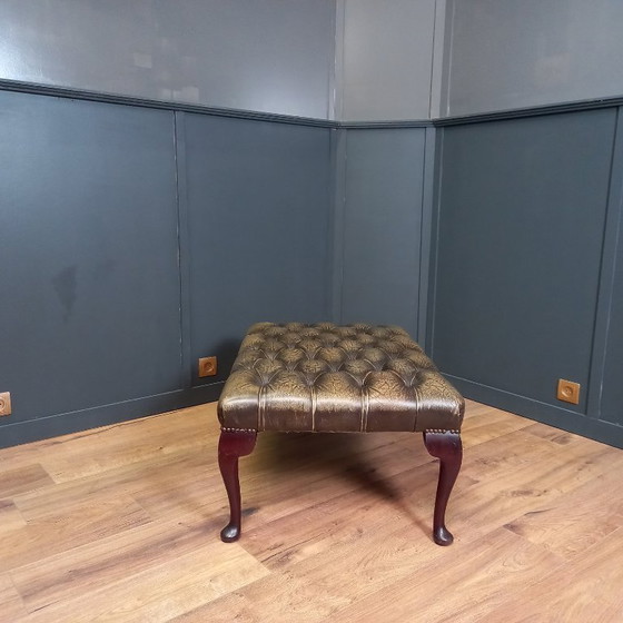 Image 1 of Pouf Chesterfield vintage in pelle