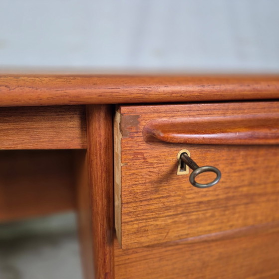 Image 1 of Svend Aage Madsen Falster bureau danois vintage des années 1960 en teck