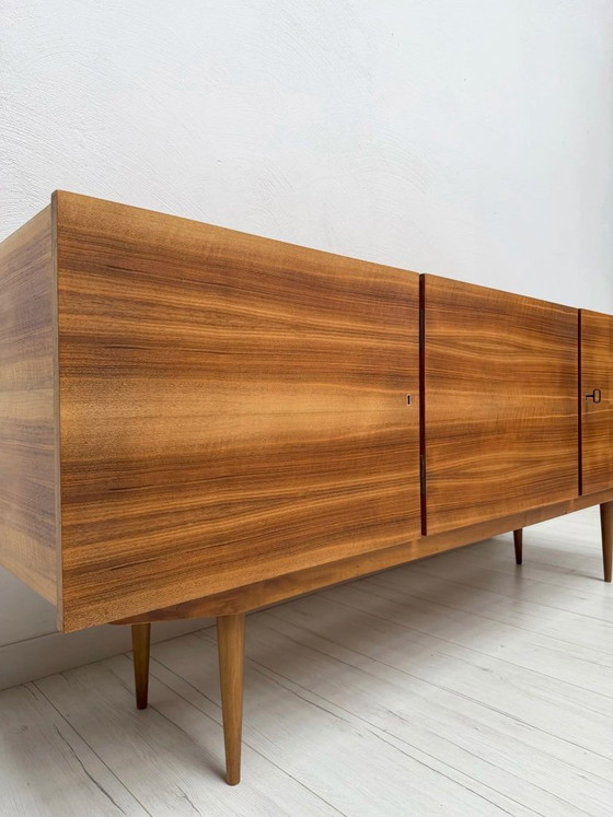Credenza tedesca Mid-Century in noce, anni '60 – Credenze, Legno (photo 4 of 10)