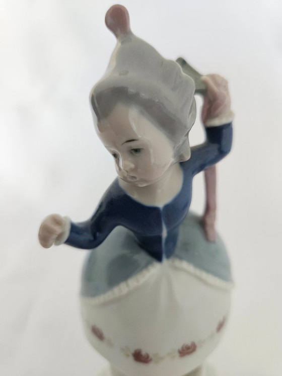 Seltene Goebel Porzellanfigur „Spanisches Mädchen“ – Art Déco (1923). Title (English): Rare Goebel Porcelain (photo 5 of 7)