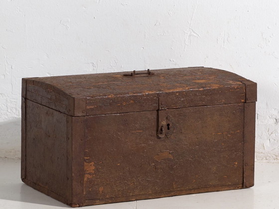 Coffre ancien avec structure métallique (c.1920) #3 – Commodes, Metal, Rustic (photo 2 of 34)