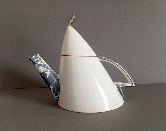 Olga Benedek /Hongaarse DeForma! Groep/ - Memphis Milano/Postmodern "Platina" Luxe Theeservies 1986 (photo 12 of 15)