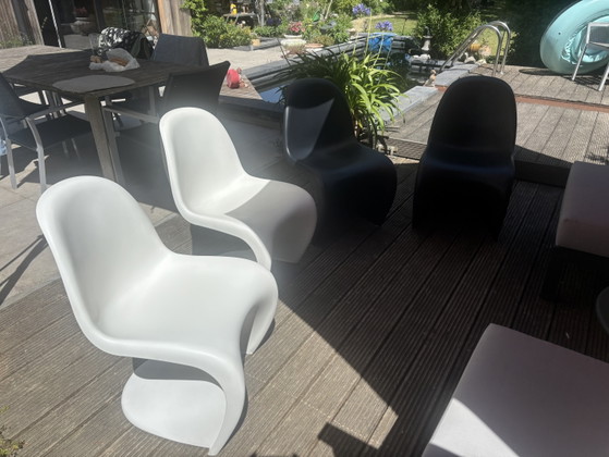 Sedie Panton – Vitra, Sedie da pranzo, Plastic (photo 3 of 6)