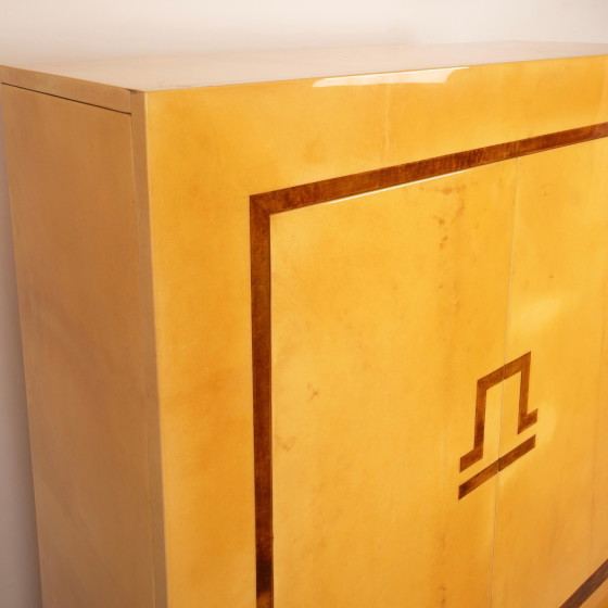 Giorgio Tura & Nucci Valsecchi Mod. 2047 Mueble Bar de Pergamino de Piel de Cabra para Tura – Leather, Glass (photo 5 of 21)