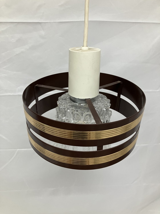 Image 1 of Vintage hanglamp met ijzeren ring en glazen binnen kap