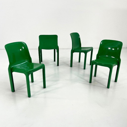 Set van 4 Groene Selene Stoelen van Vico Magistretti voor Artemide, jaren 70