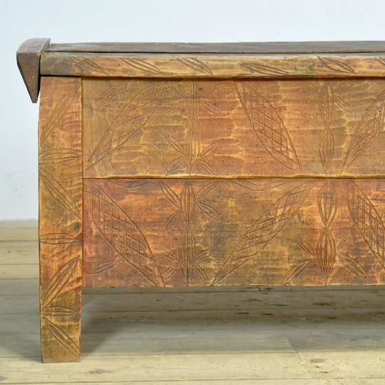 Image 1 of Coffre de berger ancien, années 1850