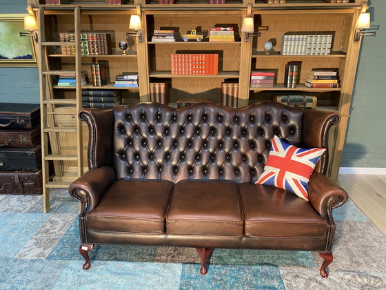 Image 1 of Canapé Chesterfield anglais, dossier haut, marron flammé