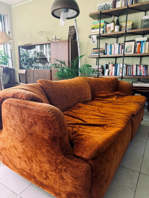 'Confidential' sofa by Alberto Rosselli for Saporiti 1970's