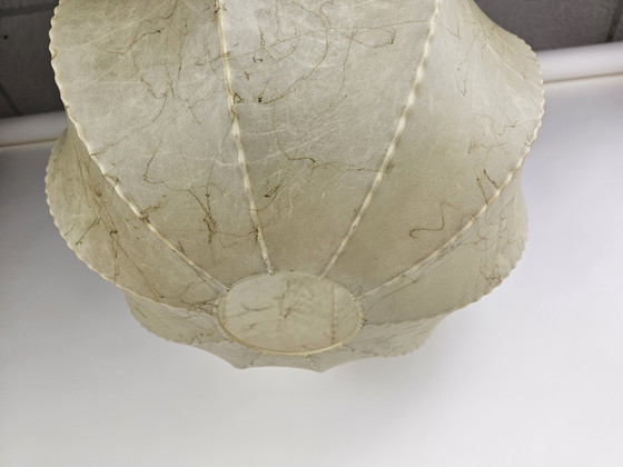 Image 1 of Grande suspension Cocoon avec un magnifique grain d'Italie, 50 cm