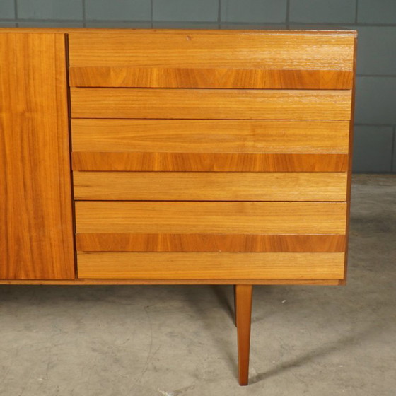 Image 1 of Vintage notenhouten sideboard – Otto Schmidt Möbelfabrik – jaren 60