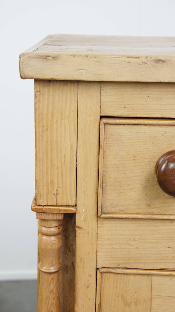 Image 1 of Buffet/ table d'appoint/ comptoir/ îlot de cuisine anglais ancien du début du 19ème siècle en bois de pin