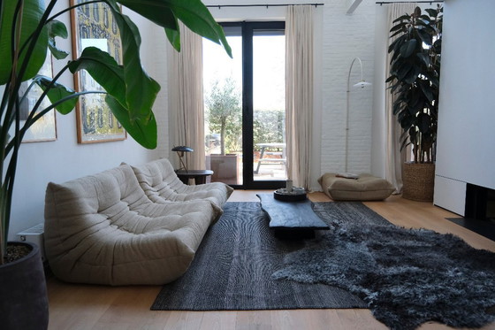 Image 1 of Conjunto icónico de Togo en un estado excepcionalmente bello.