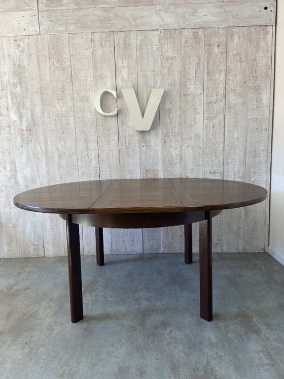 Image 1 of Vintage extendable table