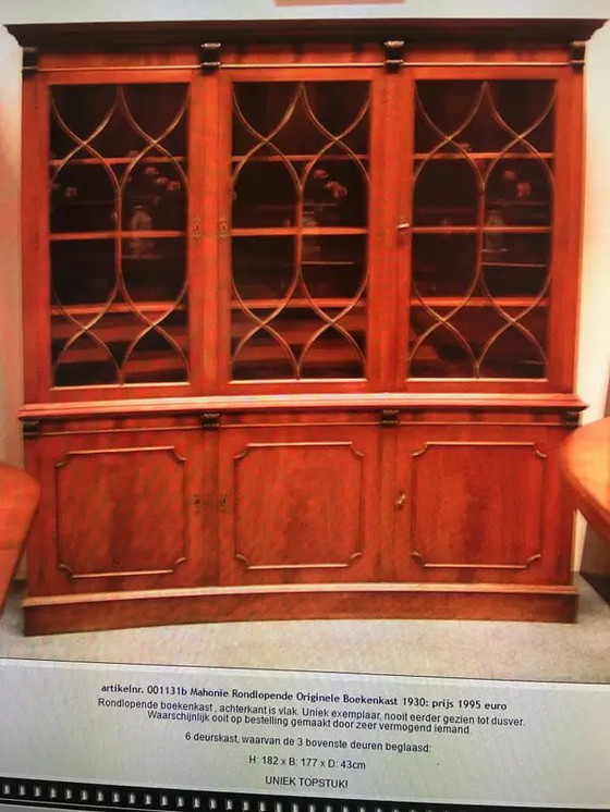 Image 1 of Caja curva de caoba con cristal astral