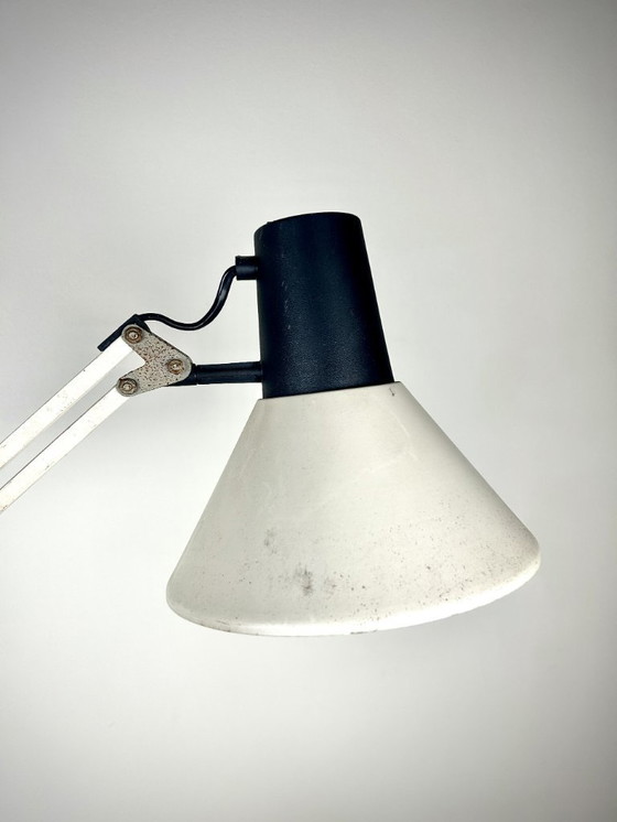 Image 1 of Pixar-style vintage articulated Massive lamp - white and black