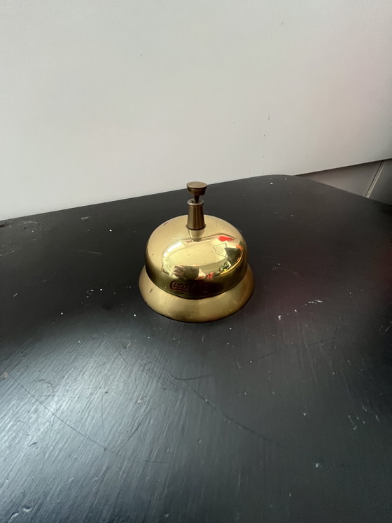 Image 1 of Campanello vintage della Coca-Cola per la reception