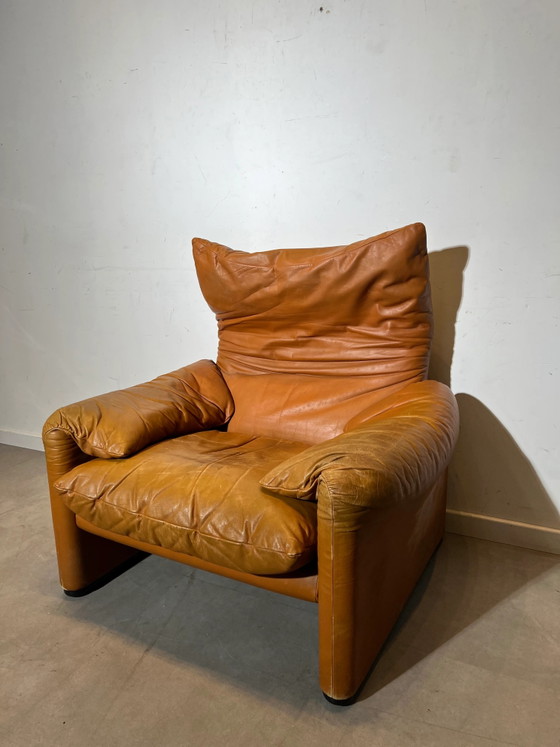 Sillón Cassina Maralunga de cuero de Vico Magistretti – Sillones (photo 3 of 9)