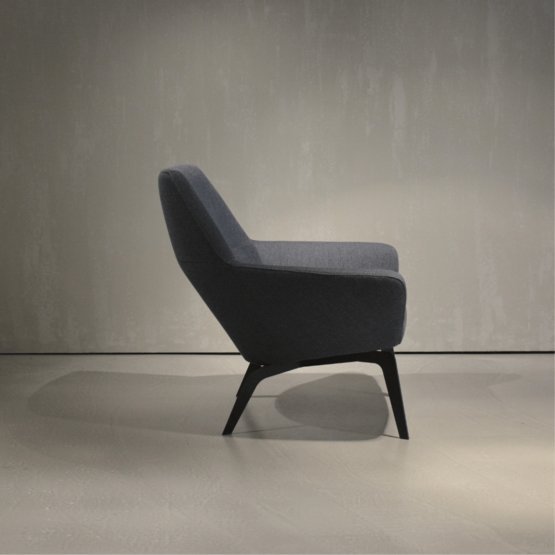 Image 1 of Bert Plantagie Zyba Low