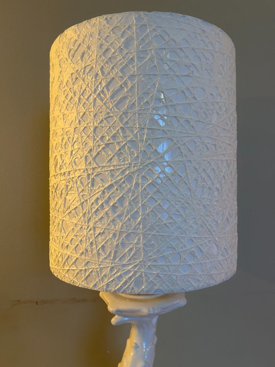 Image 1 of Große Tischlampe aus weißer Keramik, Capodimonte Italien, 1960er