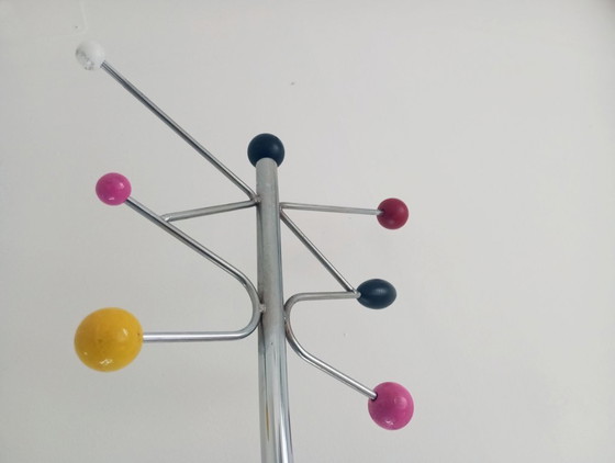 Image 1 of Ruimtetijdperk/pop-art/postmoderne spoetnik-design staande kapstok jaren 80