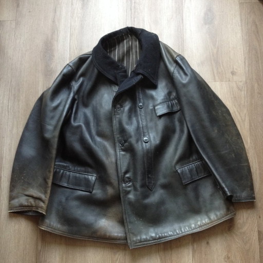 Giacca di pelle militare vintage, da aviatore o da carrista.