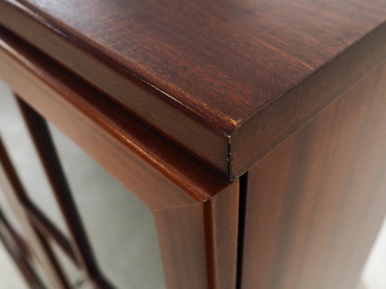 Image 1 of Vitrine en acajou, design danois, années 1970, fabriquée au Danemark