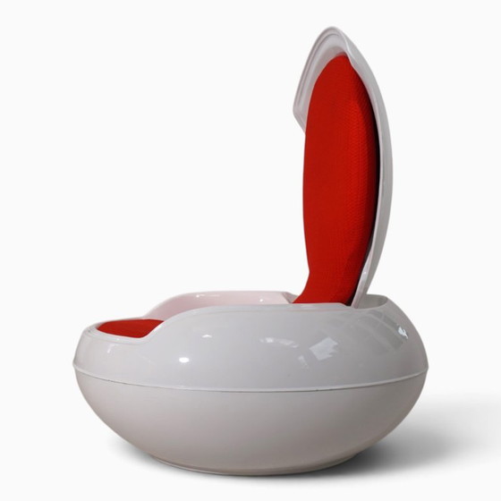 Peter Ghyczy Senftenberger, poltrona Egg Lounge/Garden Egg Chair per VEB Synthesewerk Schwarzheide, 1970 (photo 15 of 20)