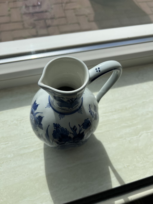 Brocca dipinta a mano Royal Porceleyne Fles di Delft.