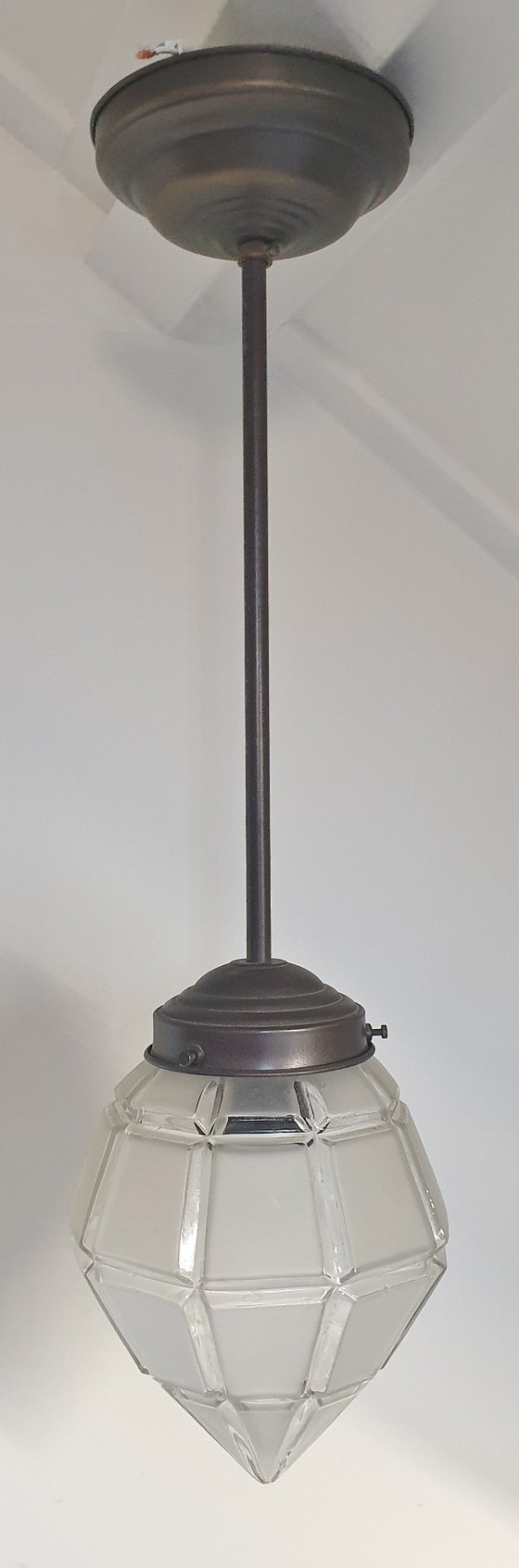 Image 1 of 2 lampade a sospensione Art Déco degli anni '40