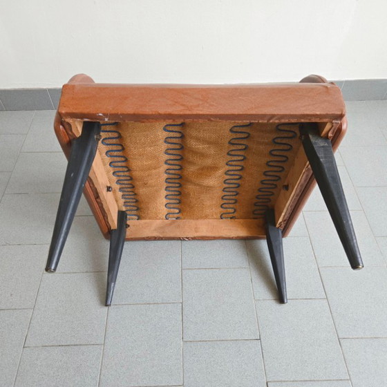 Image 1 of Poltrona francese vintage anni '60 in similpelle color avana e legno laccato nero.