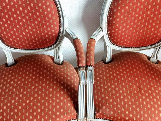 2x Louis XVI Medallion Cabriolet Armchairs – Wood (photo 4 of 15)