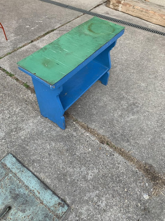 Banc en bois ancien peint en bleu – Plastique (photo 3 of 4)
