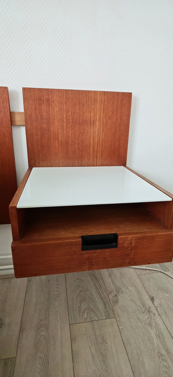 Mooie Pastoe set bed achterwand met zwevend kaptafeltje en ladekastje Japanse Serie Cees Braakman 1958 type (photo 3 of 5)