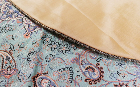 Image 1 of Handgemaakt oosters tafelkleed, zeer fijn vervaardigd van zijden draden, 75 x 75 cm