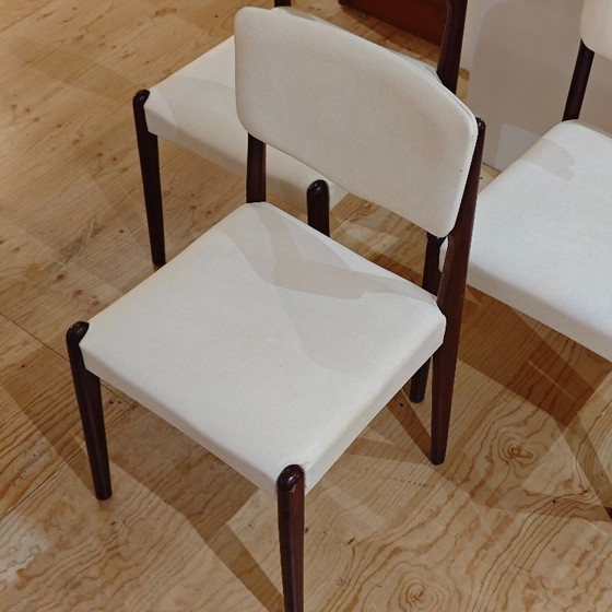 Image 1 of Vintage dining room chairs white leather