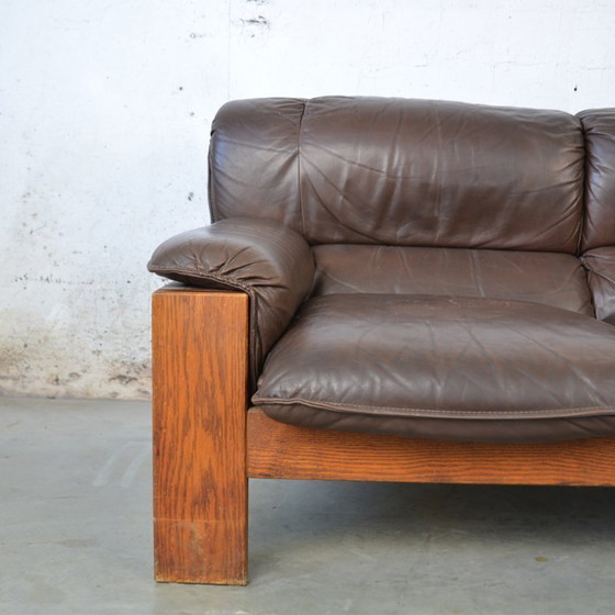 Image 1 of 1x 2 seat leather couch in wooden frame