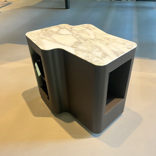 Mesita de noche Minotti Lou