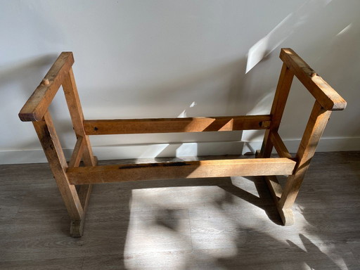 1 old, weathered workbench