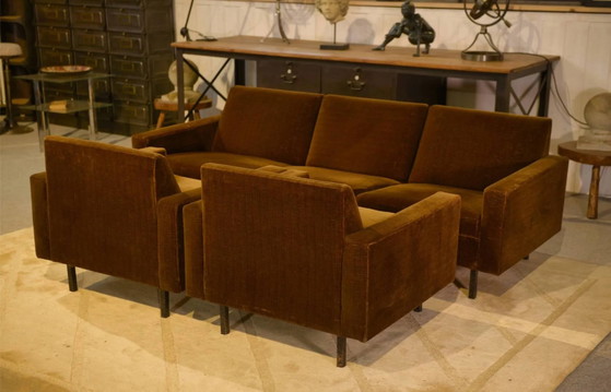 Set divano e 2 poltrone in velluto marrone degli anni '60. – Set da salotto, Design (photo 15 of 17)