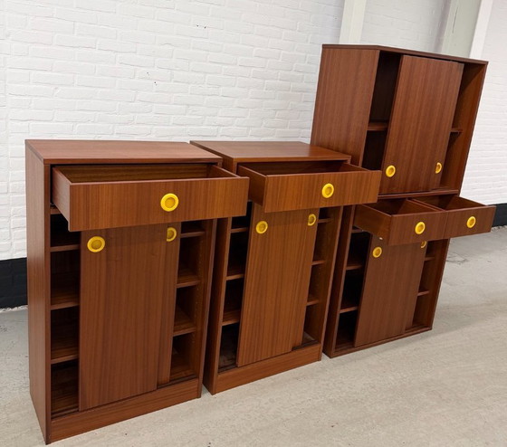 Image 1 of Meuble mural vintage Dycker en 3 pièces