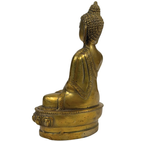 Gilded Bronze Buddha Statue – Bhumisparsha Mudra – Symbol for Grounding, Strength, and Enlightenment (photo 6 of 11)