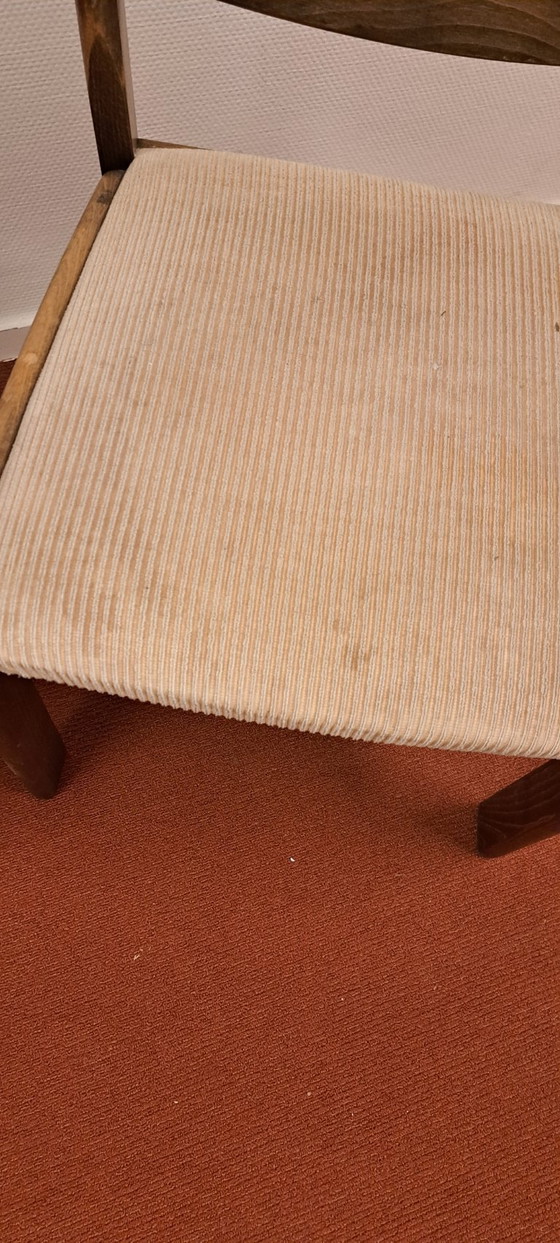 Image 1 of Set of 2 wooden chairs with beige upholstery