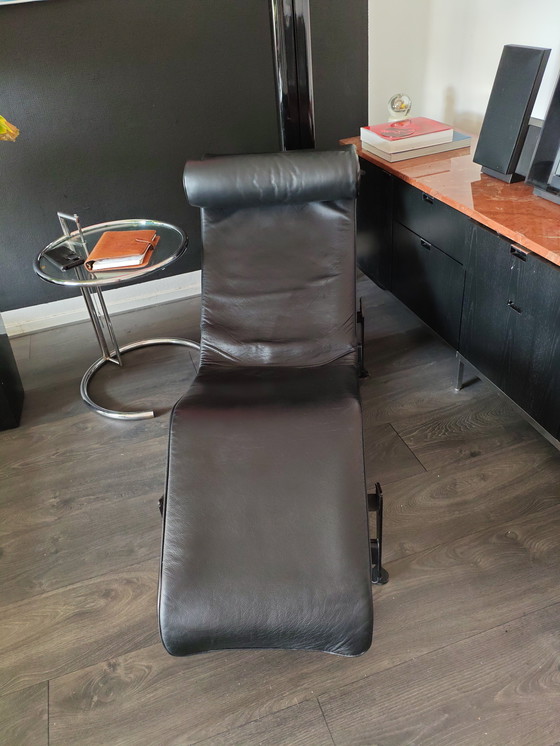 Image 1 of Cassina lc4 black Base & Frame Corbusier 2000s