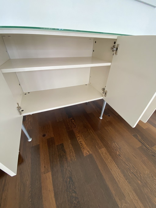 Buffet Pastoe de style néerlandais.