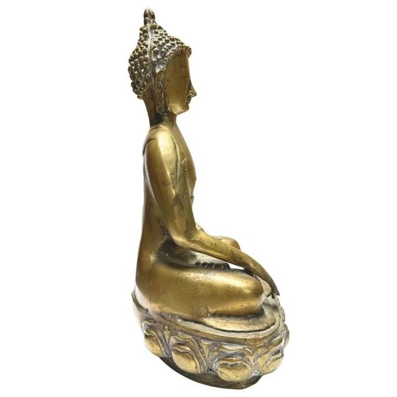 Gilt-bronze Buddha on Lotus Throne – 18th–Early 19th Century – Lot 425 – Sculpture (photo 3 of 10)