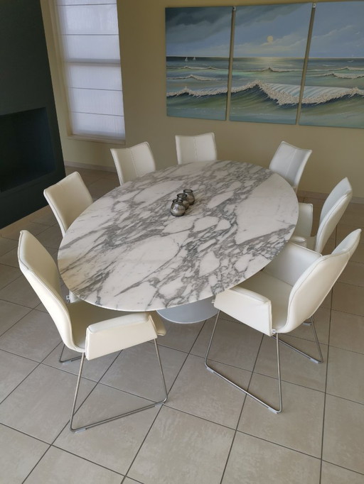 Knoll Saarinen Oval Table – Large Model