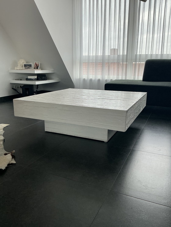 Image 1 of Sala da pranzo completa con 8 sedie in pelle, 3 sgabelli da bar e tavolino da caffè