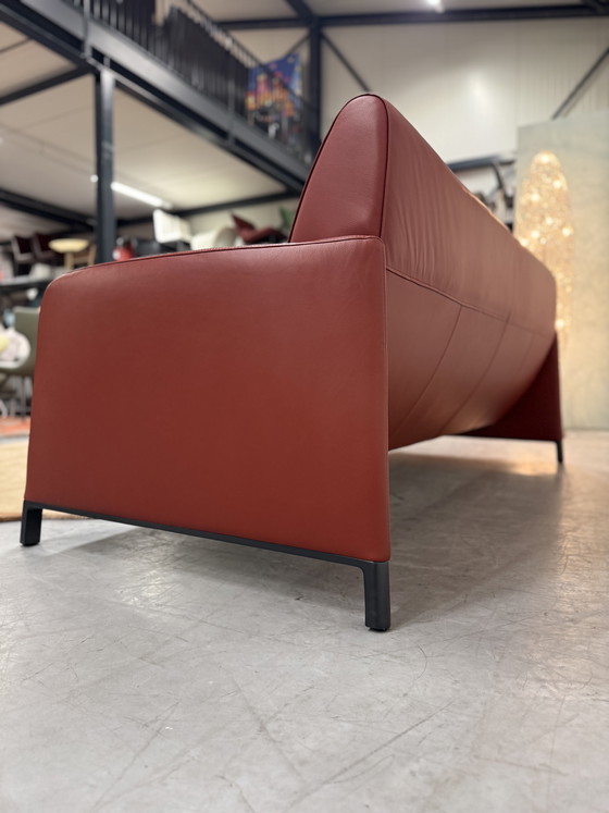 Image 1 of Leolux Felizia 3-Sitzer-Sofa, niedrig, rotes Leder